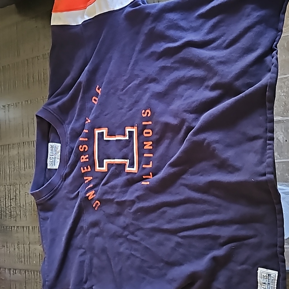 University of Illinois long sleeve t-shirt